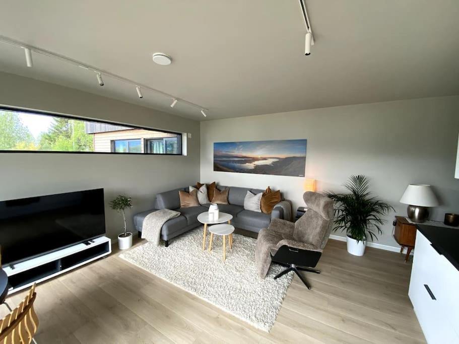 Leilighet Med Nydelig Utsikt Tromsø Exterior foto
